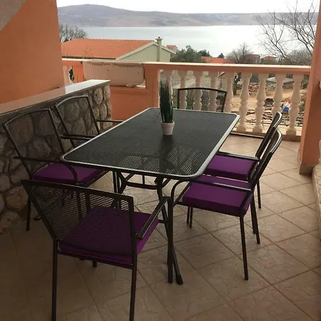 With A Parking Space Starigrad 2* Стариград-Пакленица